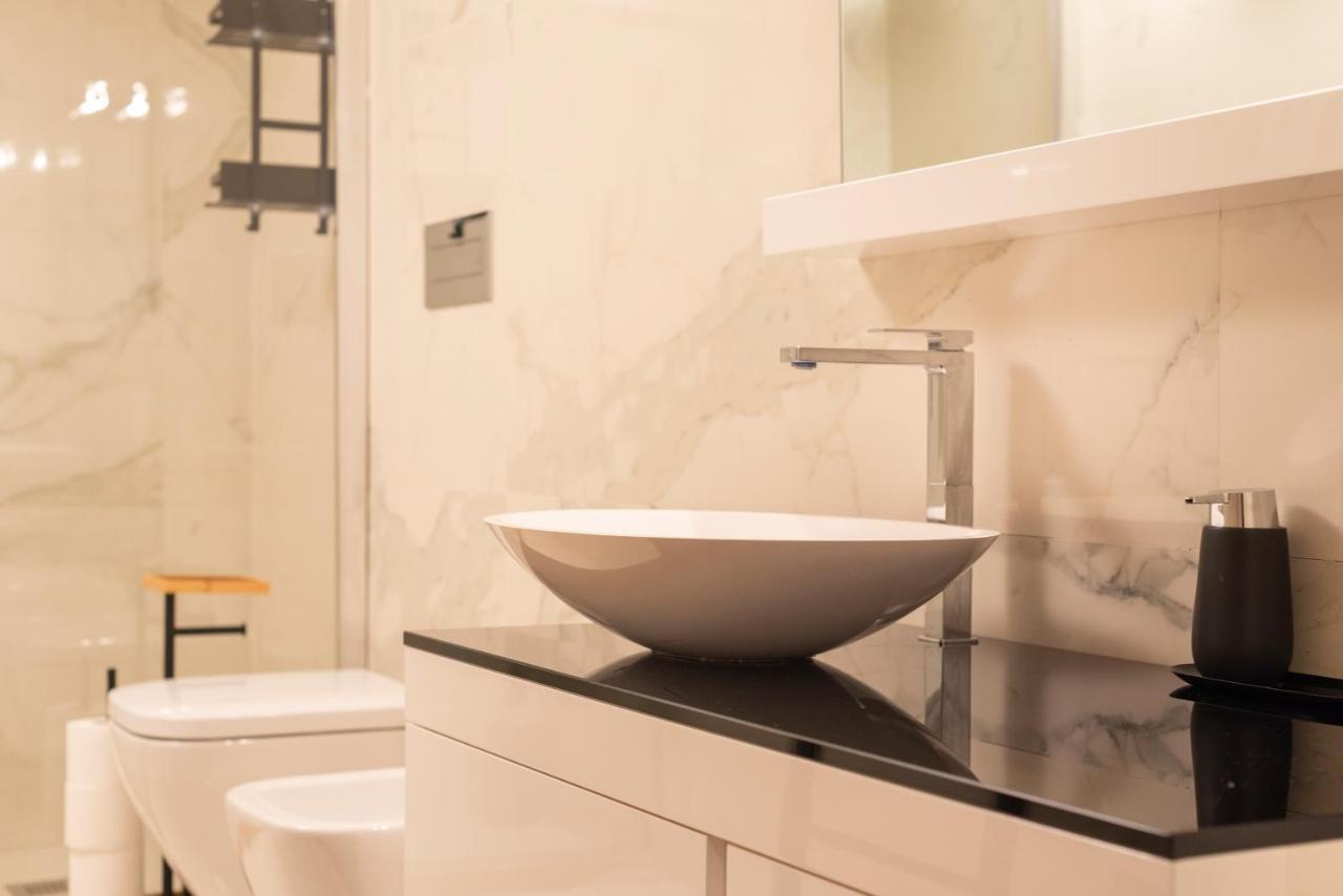 Modern Hospitality Naples Exclusive Stay Exteriér fotografie